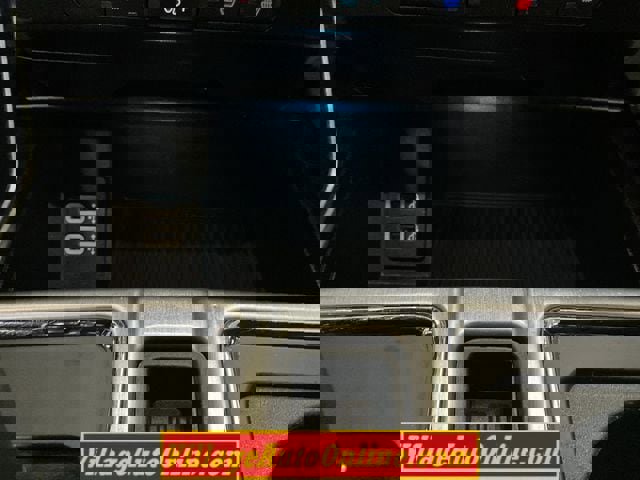 Used 2019 Ford F150 Platinum w/ Equipment Group 701A Luxury image 30