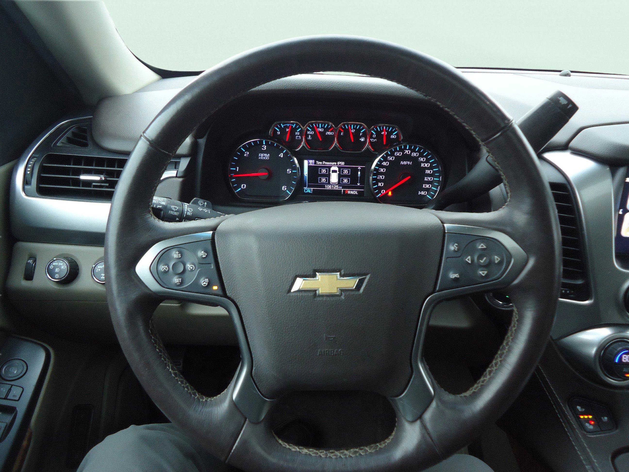 Used 2017 Chevrolet Suburban Premier image 12