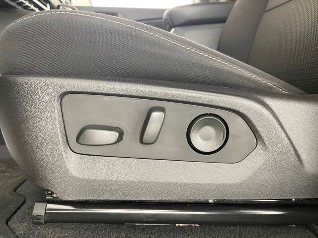 Used 2025 GMC Canyon Elevation w/ Convenience Package AWD/4WD image 34