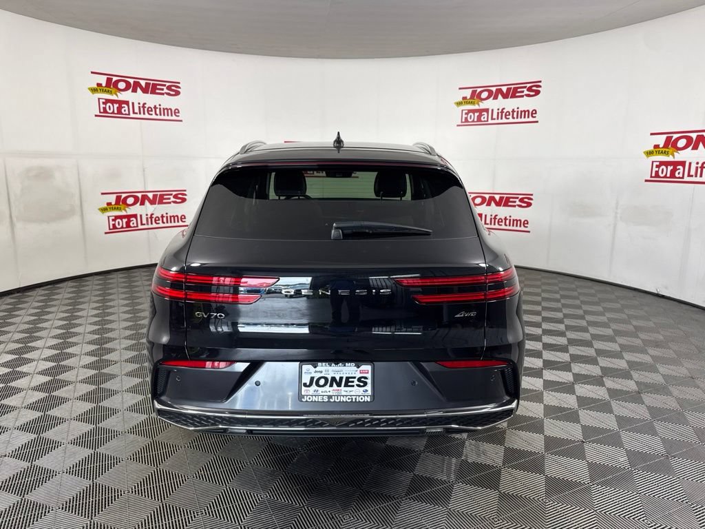 New 2026 Genesis GV70 2.5T AWD/4WD image 14