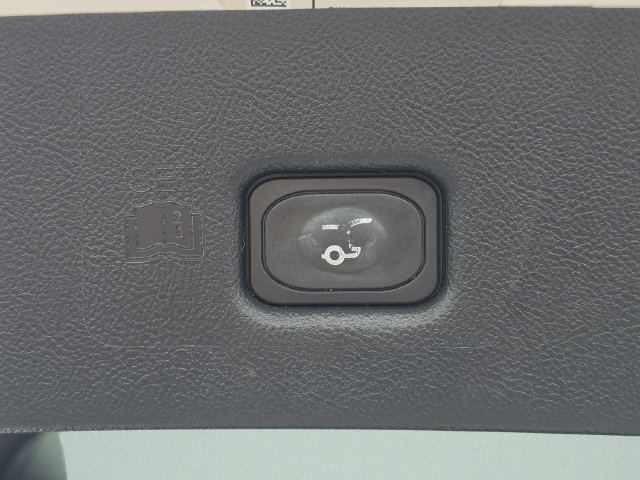 Used 2019 Lincoln Nautilus Reserve FWD image 21