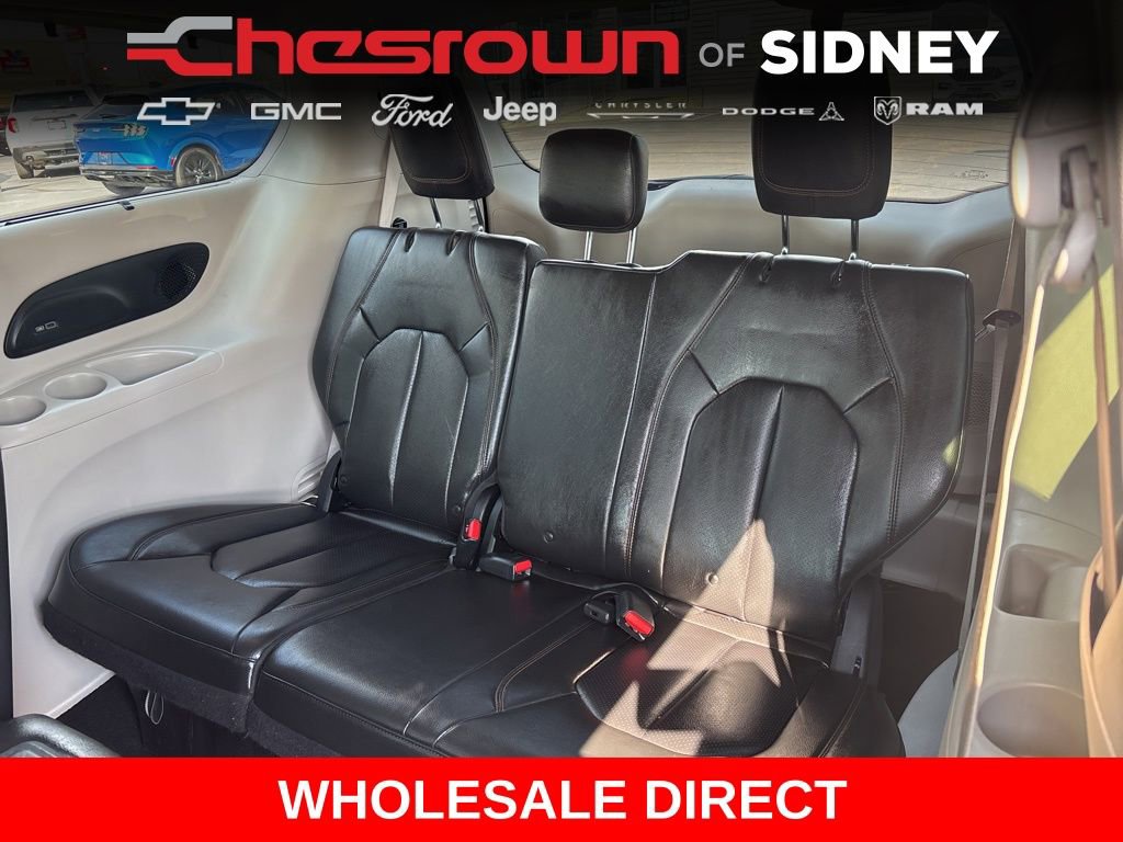 Used 2017 Chrysler Pacifica Touring-L Plus w/ Advanced Safetytec Group image 29