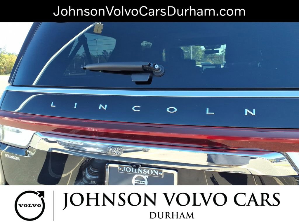Used 2024 Lincoln Navigator L 4WD image 5