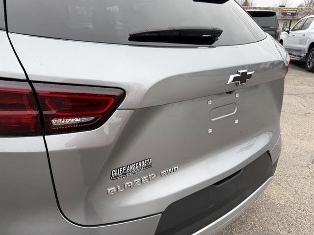 Used 2024 Chevrolet Blazer LT w/ Convenience Package AWD/4WD image 21