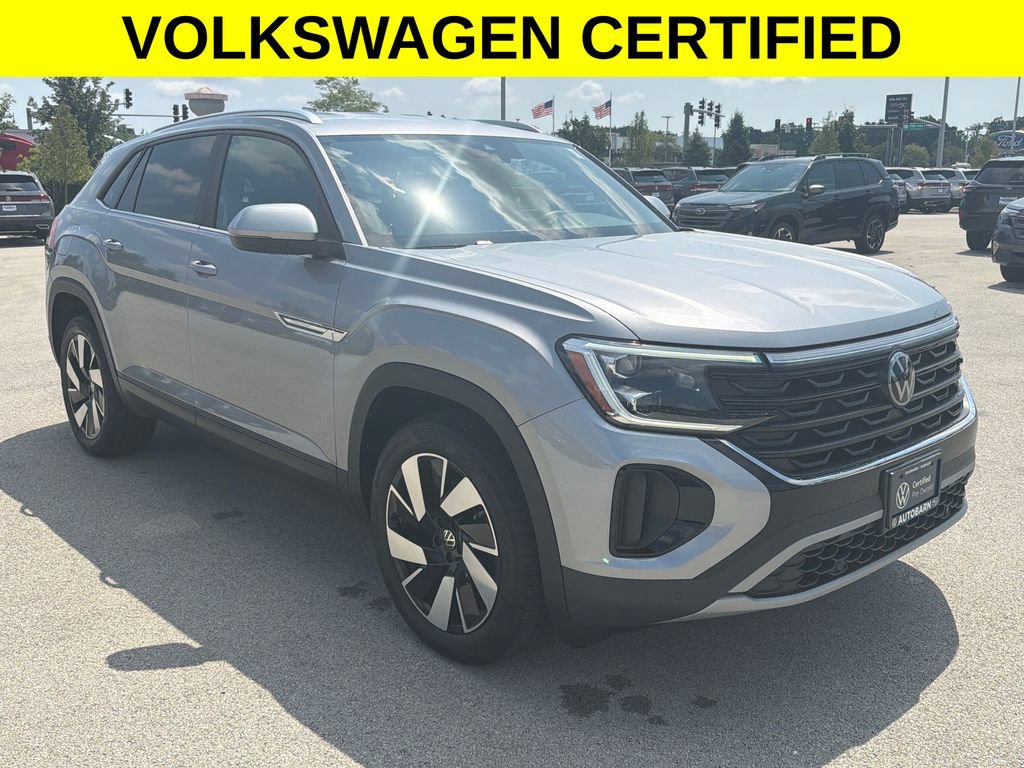 Certified 2024 Volkswagen Atlas Cross Sport SE AWD/4WD image 1