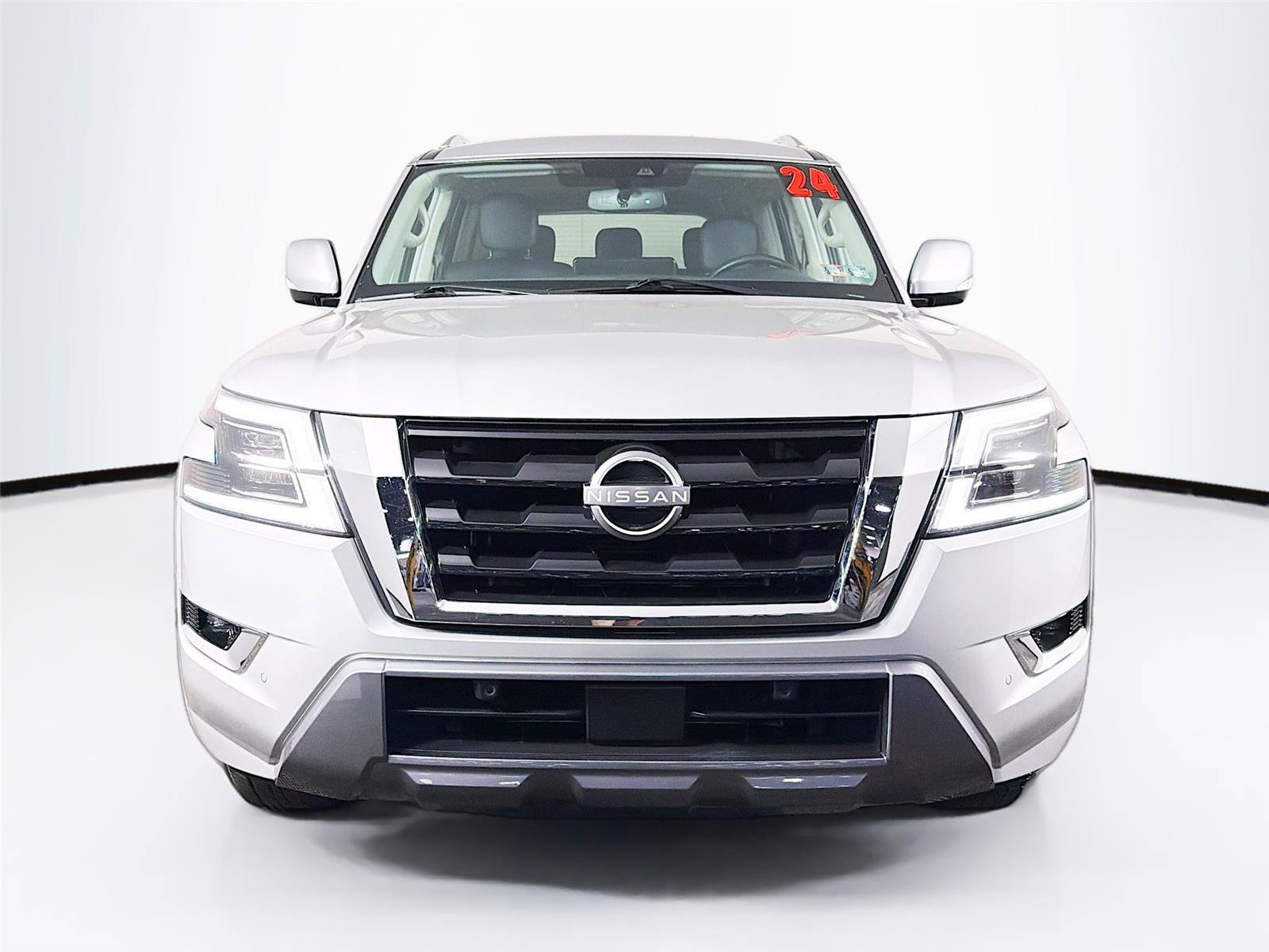 Used 2024 Nissan Armada SV AWD/4WD image 6