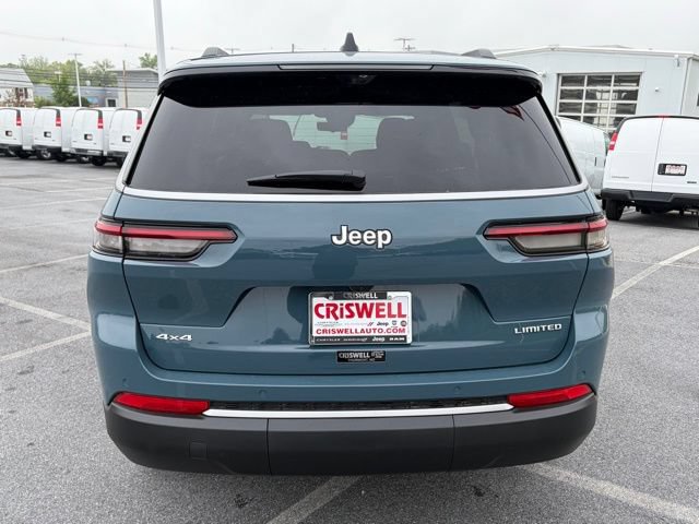 New 2026 Jeep Grand Cherokee L Limited w/ Luxury Tech Group II AWD/4WD image 6