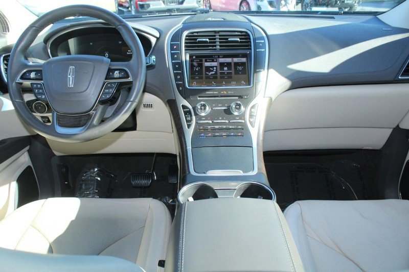 Used 2019 Lincoln Nautilus Reserve w/ Driver Assistance Package image 14