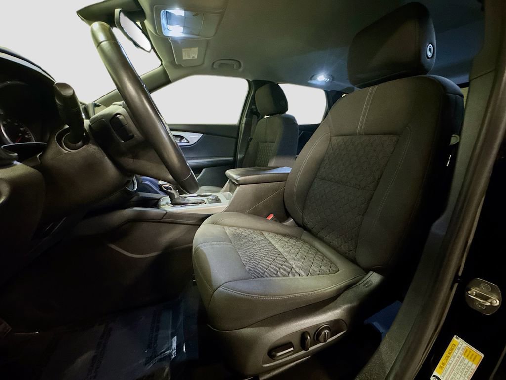 Used 2020 Chevrolet Blazer LT image 23