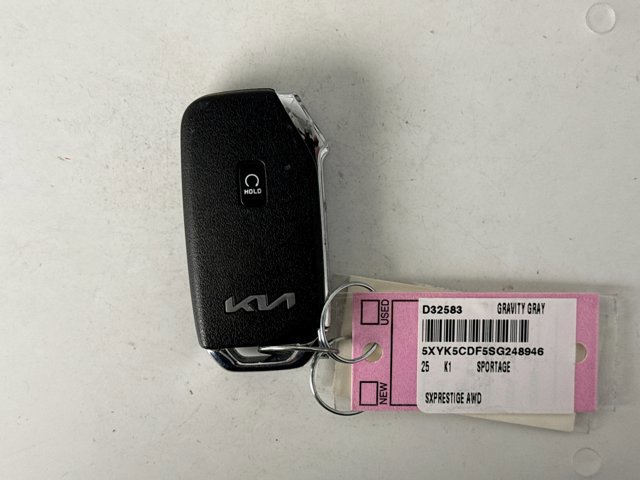 Used 2025 Kia Sportage SX image 10