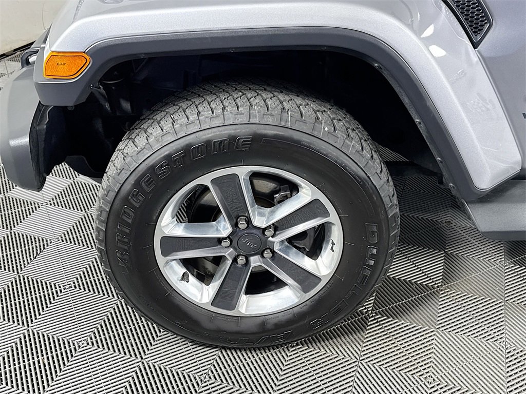 Used 2020 Jeep Wrangler Unlimited Sahara image 30