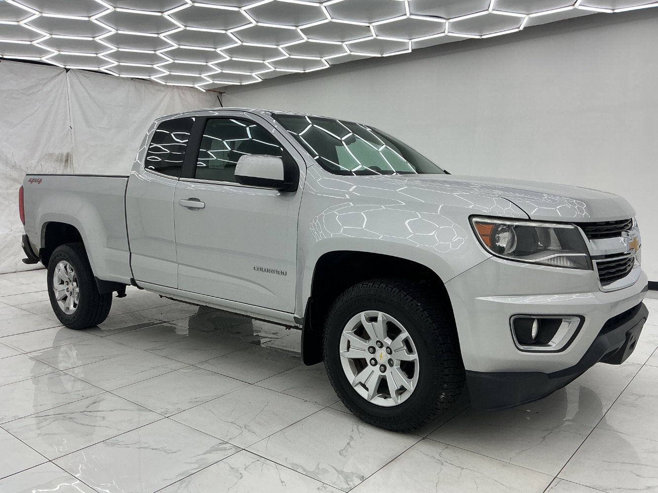 Used 2018 Chevrolet Colorado LT w/ LT Convenience Package AWD/4WD image 7