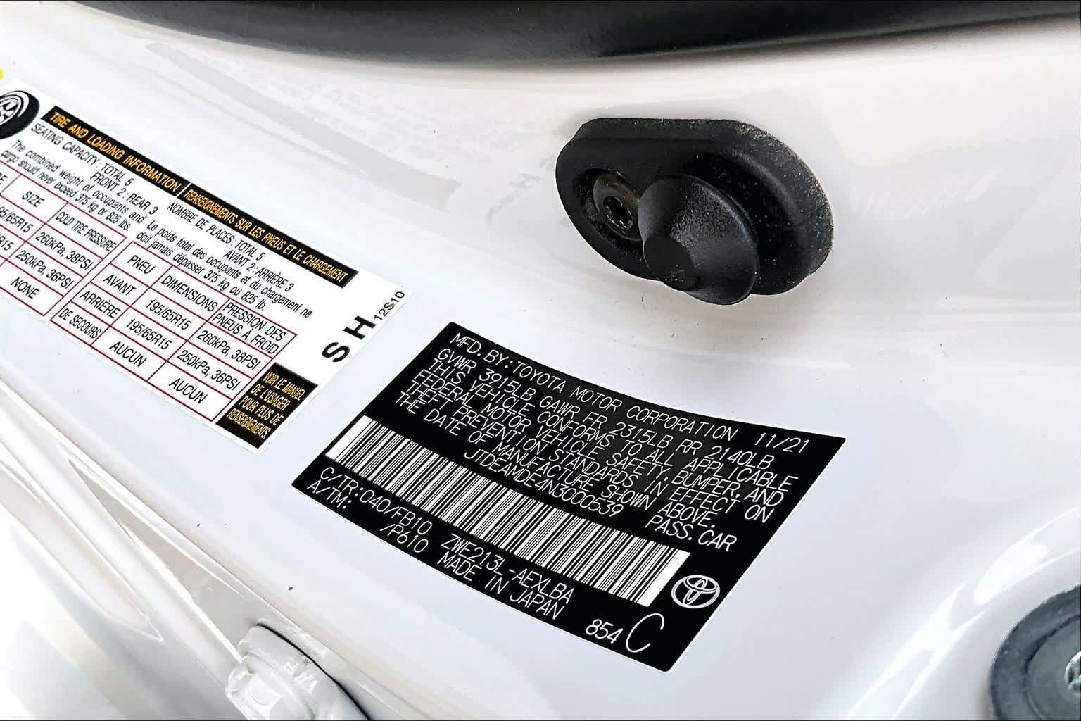 Certified 2022 Toyota Corolla LE FWD image 34