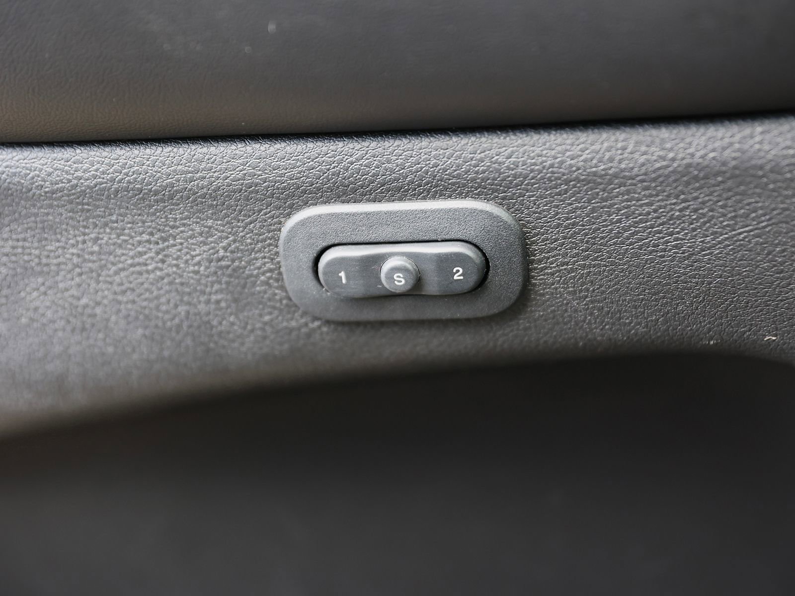 Used 2019 Dodge Durango GT AWD/4WD image 39