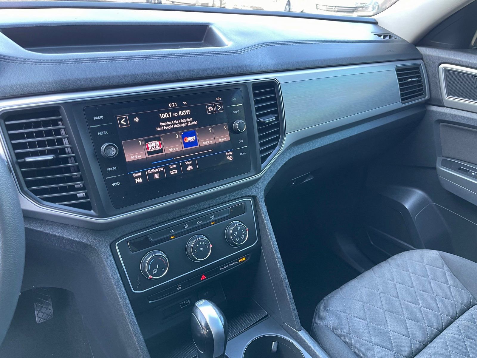 Used 2018 Volkswagen Atlas Launch Edition image 29