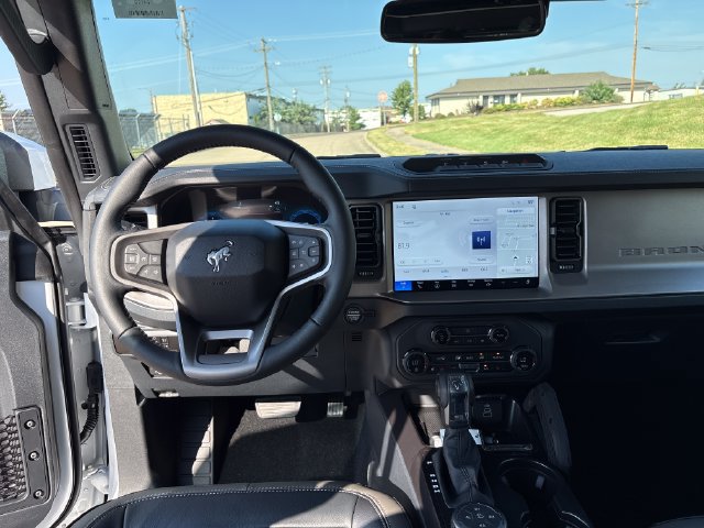 New 2026 Ford Bronco Outer Banks w/ Sasquatch Package AWD/4WD image 11