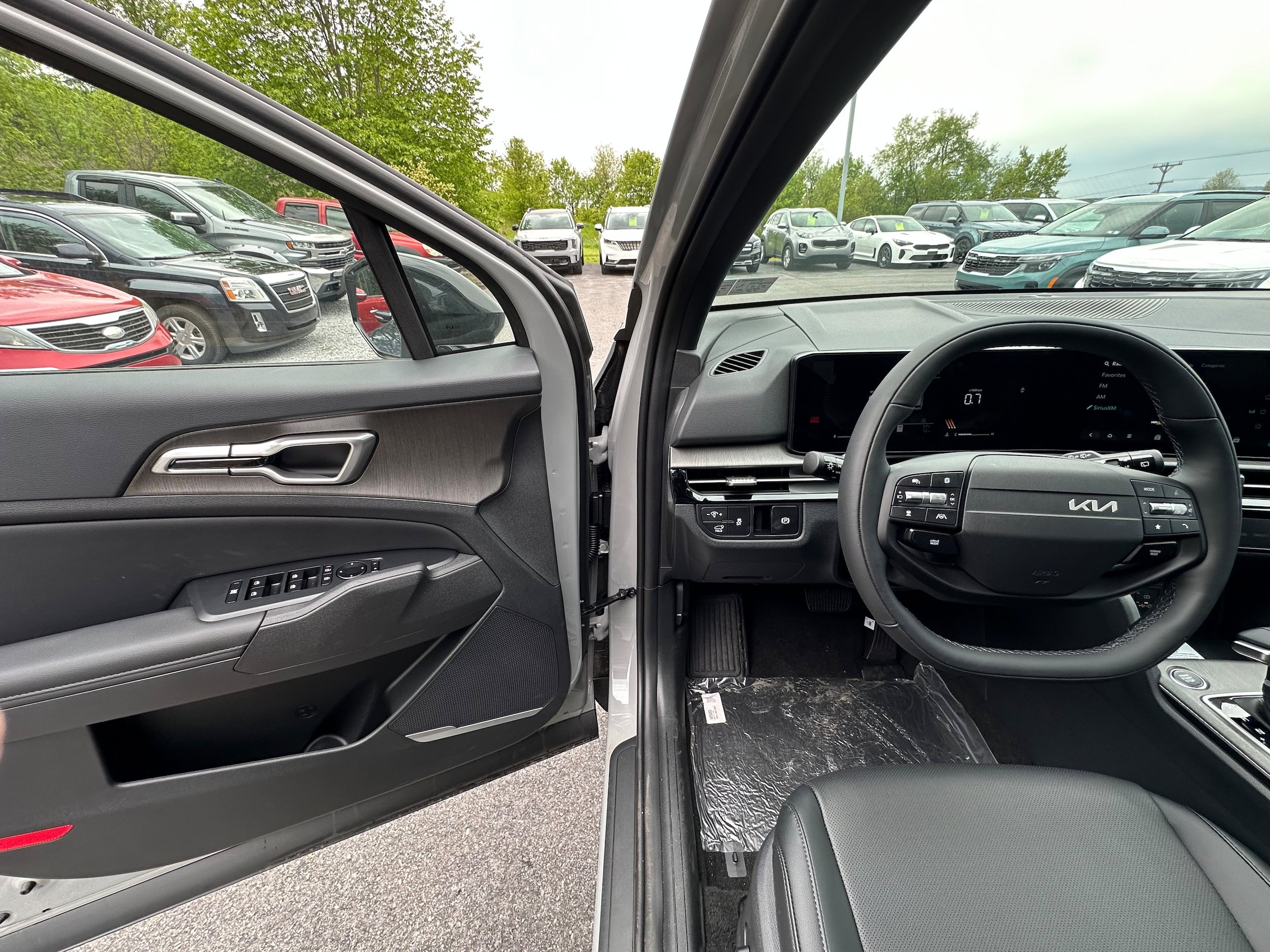 New 2026 Kia Sportage X-Line w/ X-Line Premium Package AWD/4WD image 29