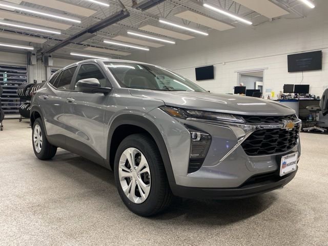 New 2026 Chevrolet Trax LS FWD image 3