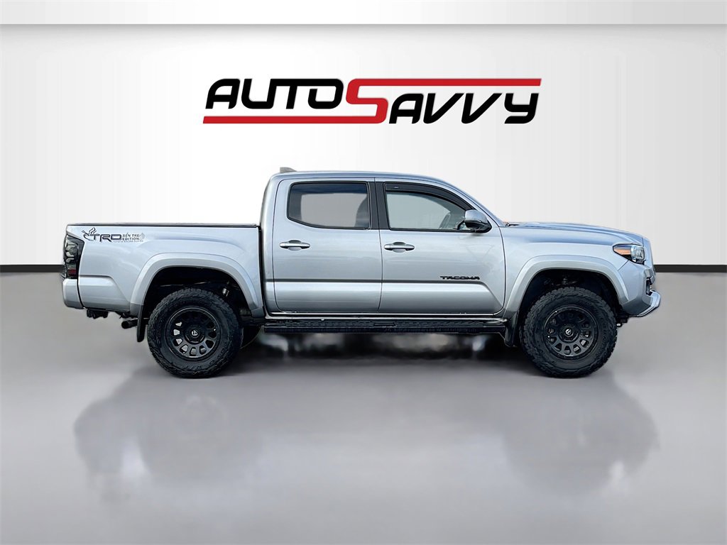 Used 2020 Toyota Tacoma TRD Sport w/ TRD Premium Sport Package image 8