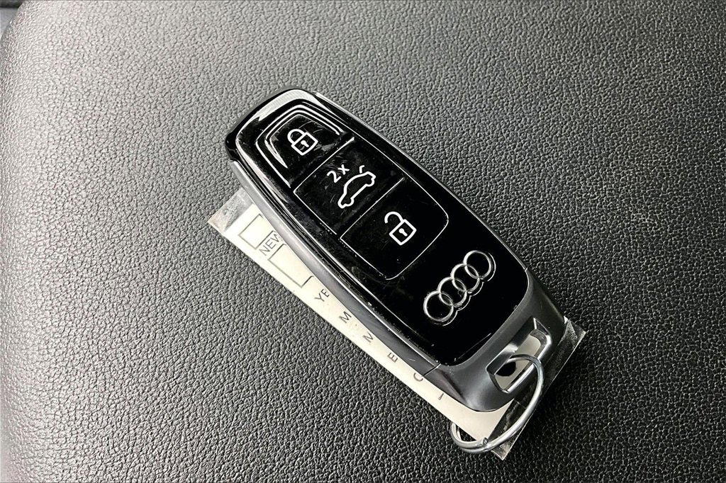 Used 2023 Audi Q8 Premium Plus w/ Premium Plus Package image 10