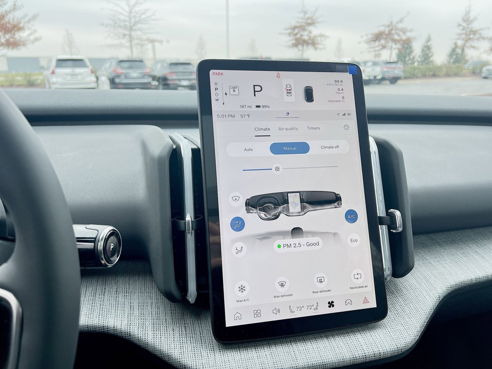 New 2026 Volvo EX30 Cross Country Ultra image 21