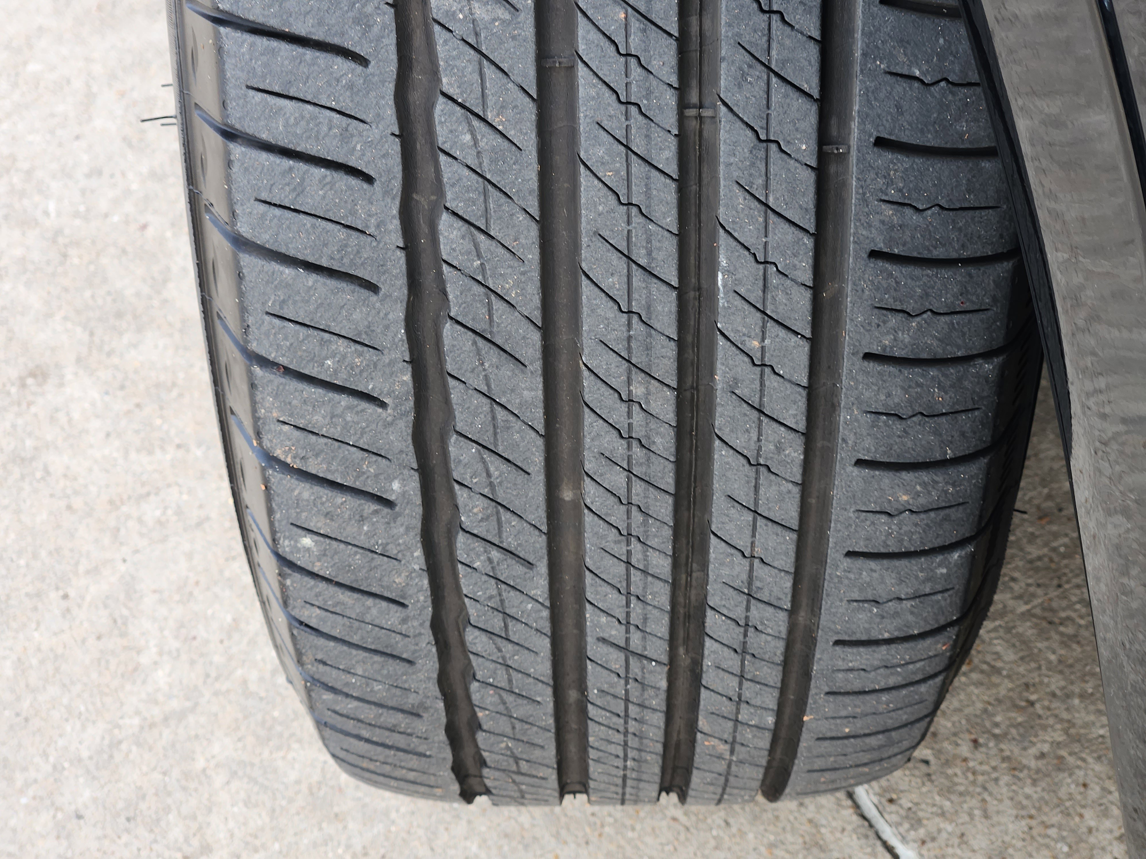 Used 2023 Cadillac XT6 Premium Luxury w/ Technology Package image 12