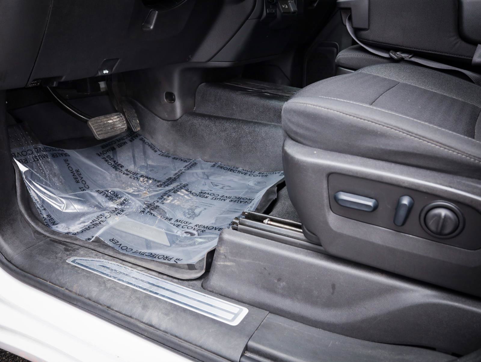 Used 2023 Chevrolet Silverado 2500 LT image 14