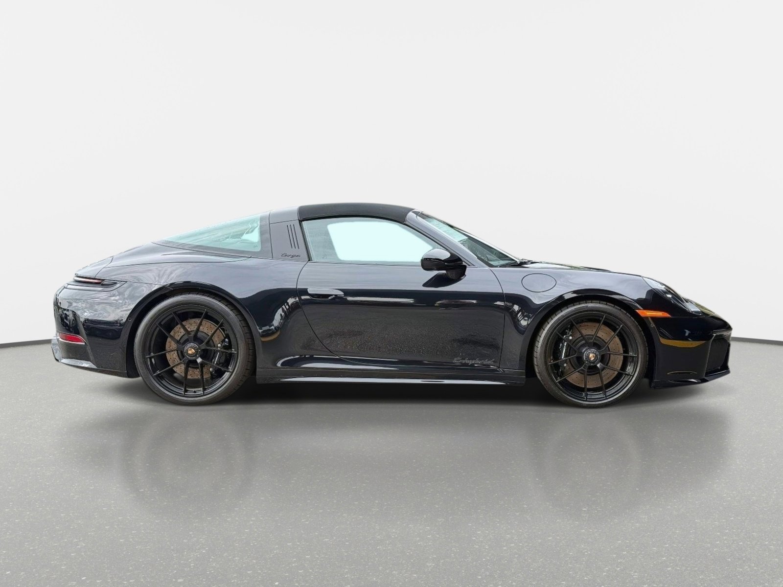 Used 2026 Porsche 911 Targa 4 GTS AWD/4WD image 2