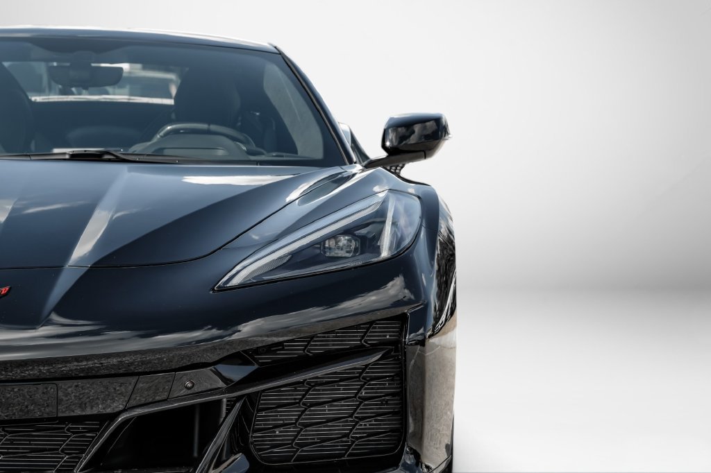 Used 2023 Chevrolet Corvette Z06 w/ Stealth Interior Trim Package RWD image 53