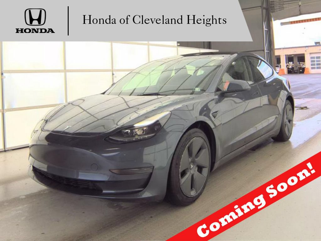 Used 2023 Tesla Model 3 Standard Range RWD image 1