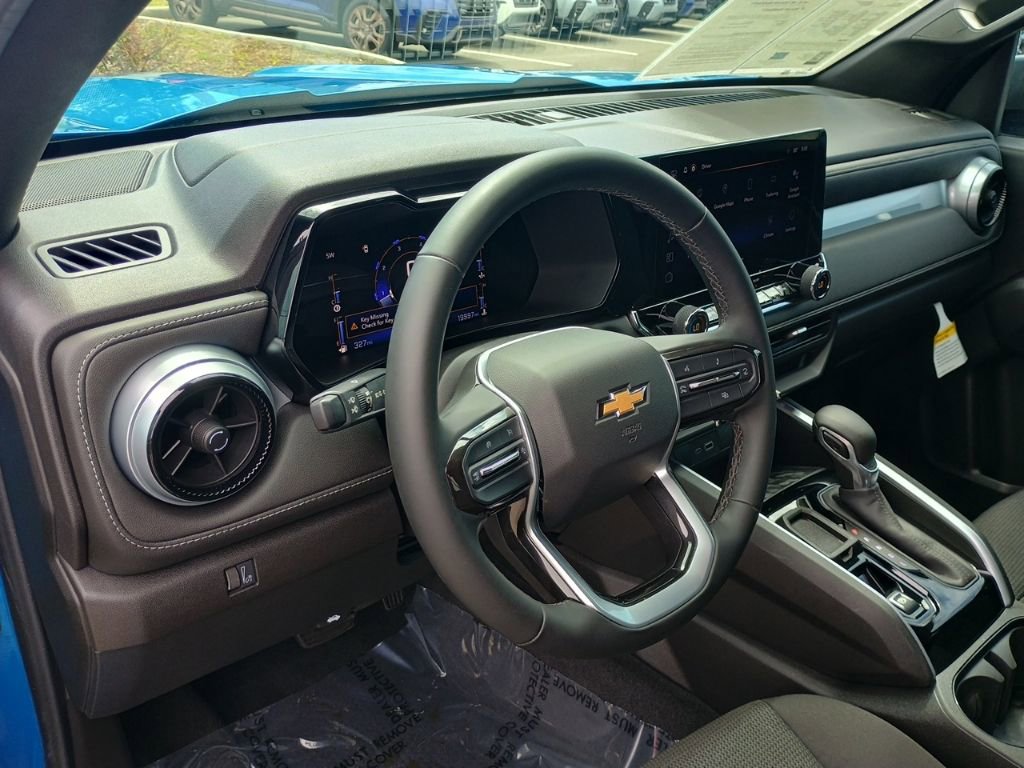 Used 2023 Chevrolet Colorado LT w/ LT Convenience Package image 11