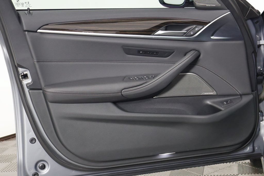 Certified 2023 BMW 540i w/ M Sport Package RWD image 12
