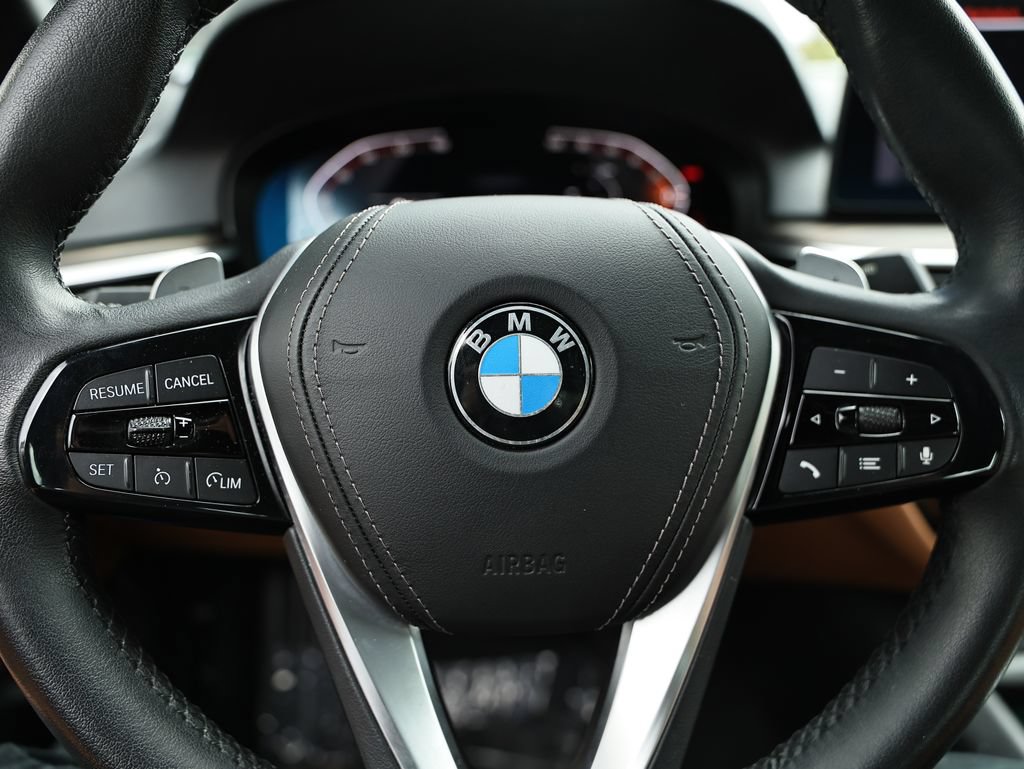 Used 2023 BMW 540i xDrive w/ Premium Package AWD/4WD image 32
