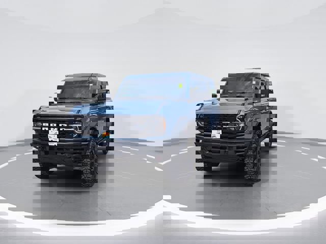 Used 2024 Ford Bronco Wildtrak AWD/4WD image 3