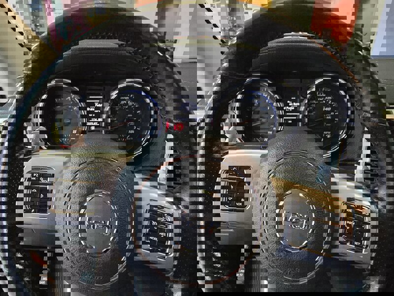 Used 2012 Jeep Grand Cherokee SRT8 w/ Luxury Group II image 28