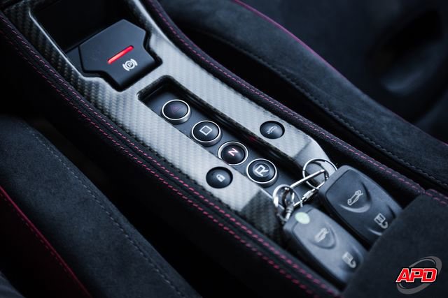 Used 2016 McLaren 675LT Coupe RWD image 13