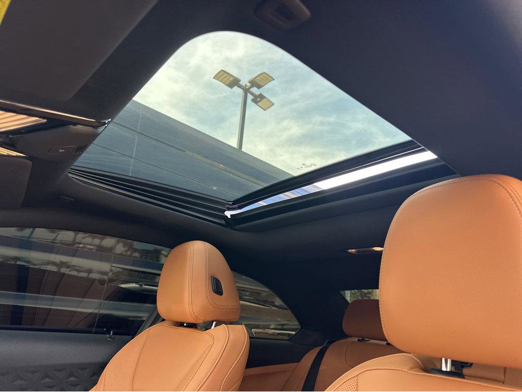 Used 2025 BMW 230i Coupe w/ M Sport Package image 7