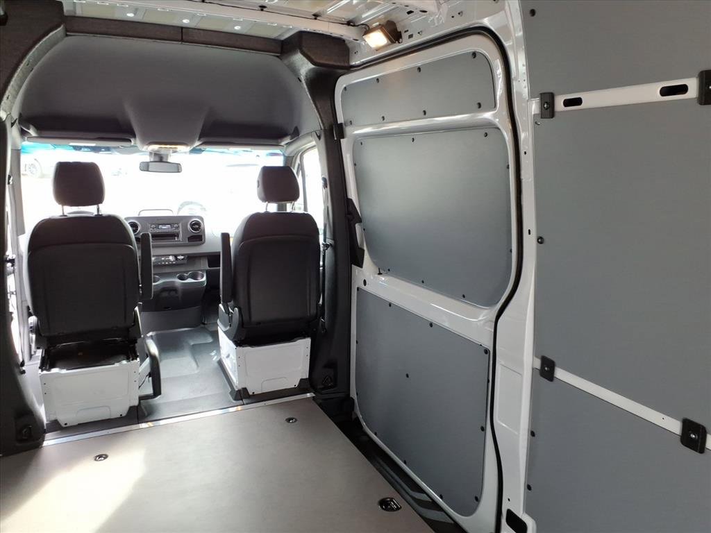 New 2026 Mercedes-Benz Sprinter 2500 image 26