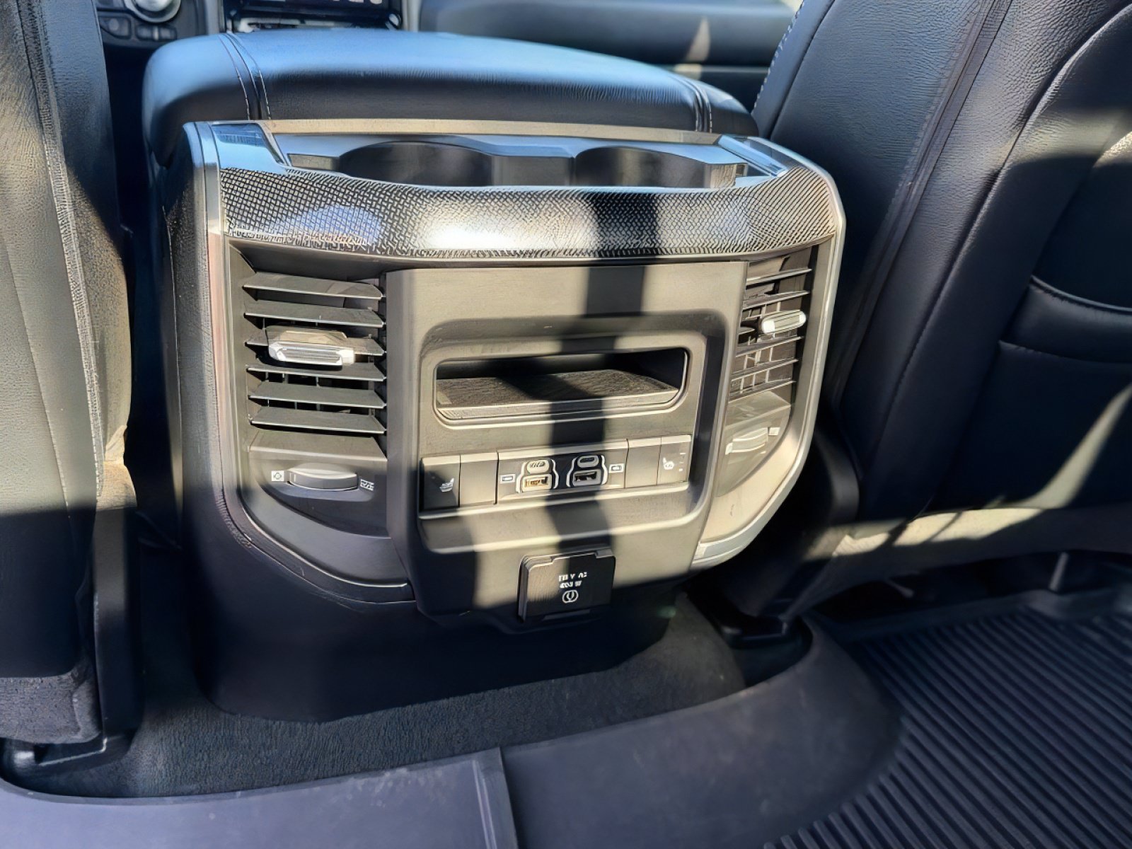 Certified 2022 RAM 1500 Rebel w/ Off Road Group AWD/4WD image 17