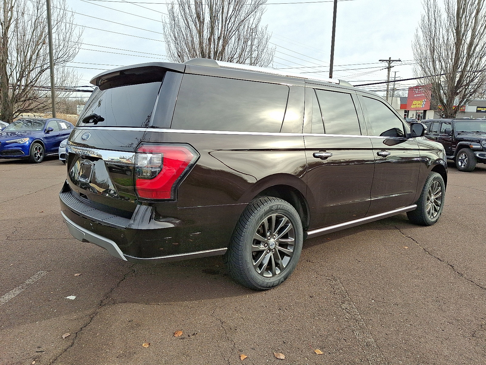 Used 2021 Ford Expedition Max Limited image 6