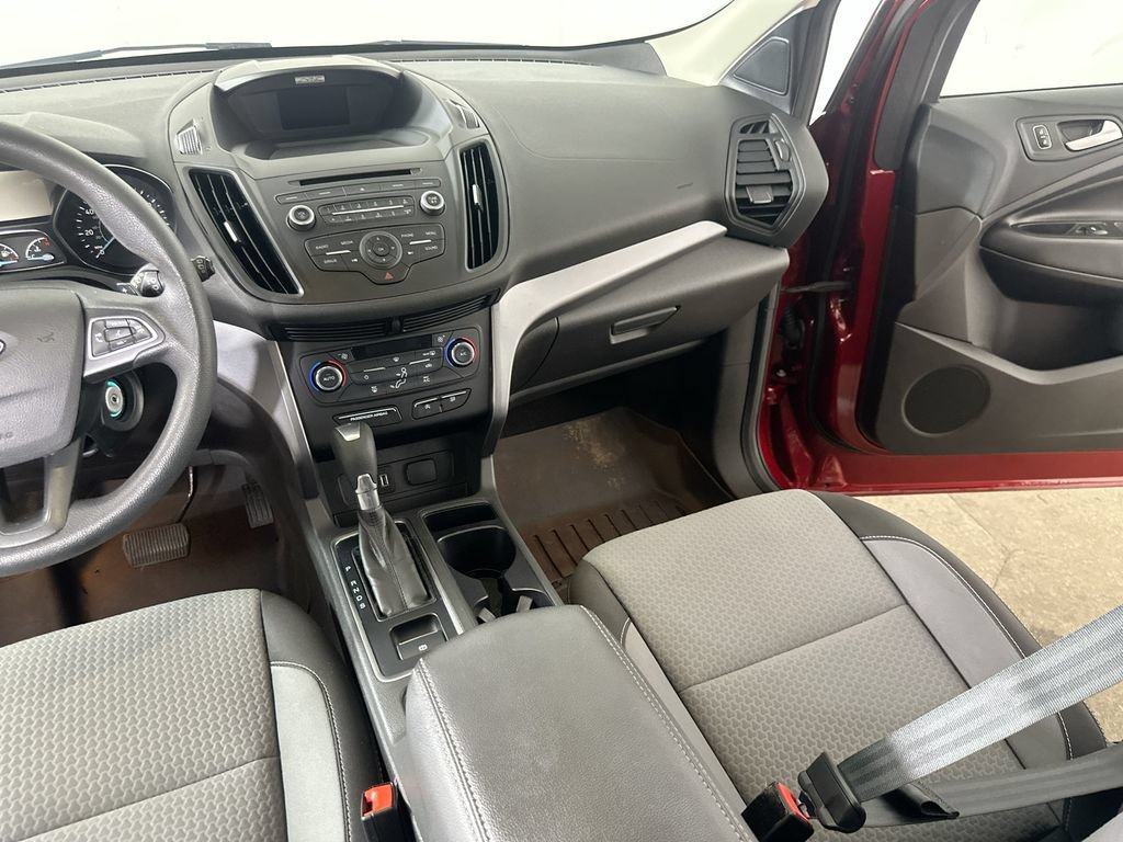 Used 2017 Ford Escape SE AWD/4WD image 19