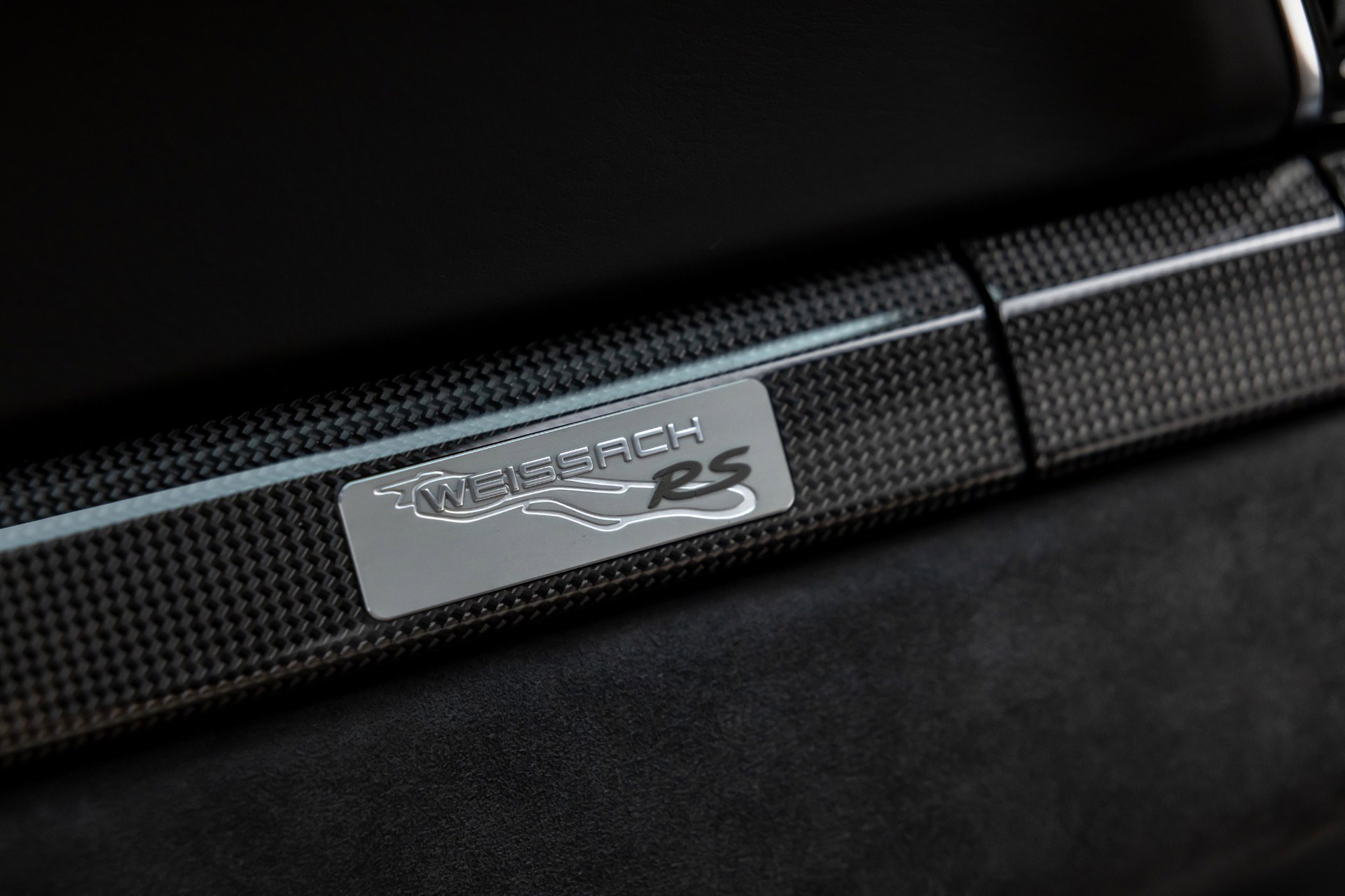 Used 2018 Porsche 911 GT2 RS image 39