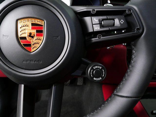 New 2026 Porsche Macan GTS AWD/4WD image 11