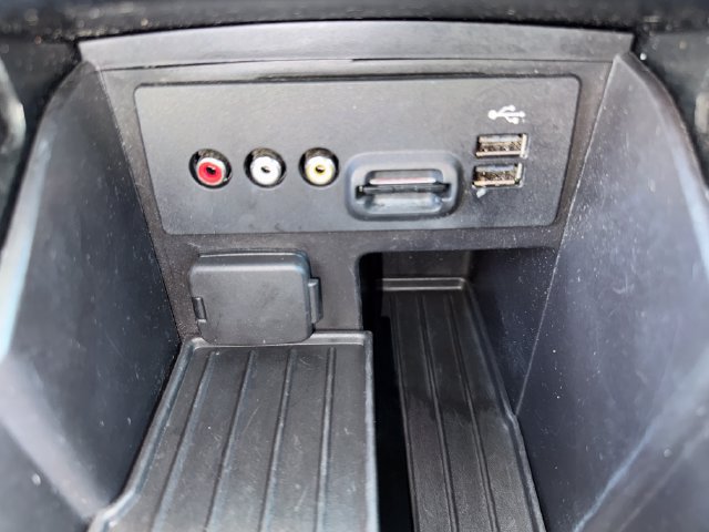 Used 2013 Ford Explorer XLT AWD/4WD image 34