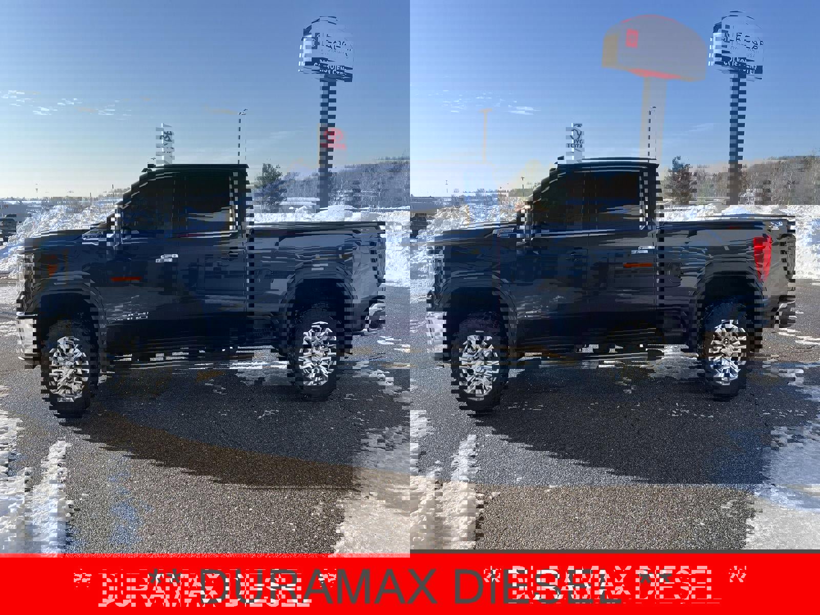 Used 2020 GMC Sierra 3500 SLT w/ SLT Convenience Package image 4