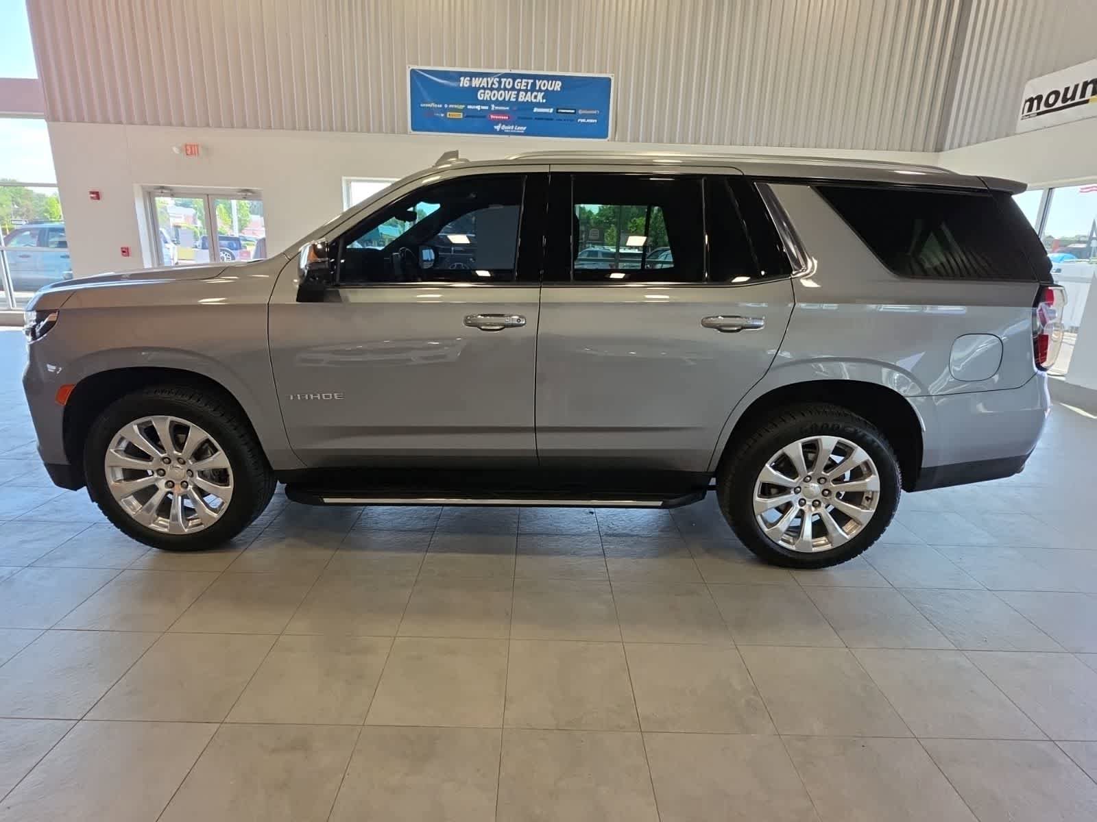 Used 2023 Chevrolet Tahoe Premier AWD/4WD image 12