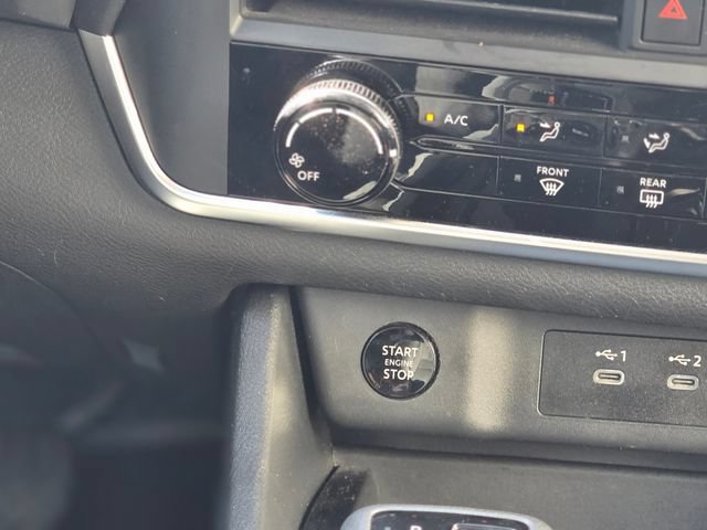 Used 2024 Nissan Rogue S AWD/4WD image 21