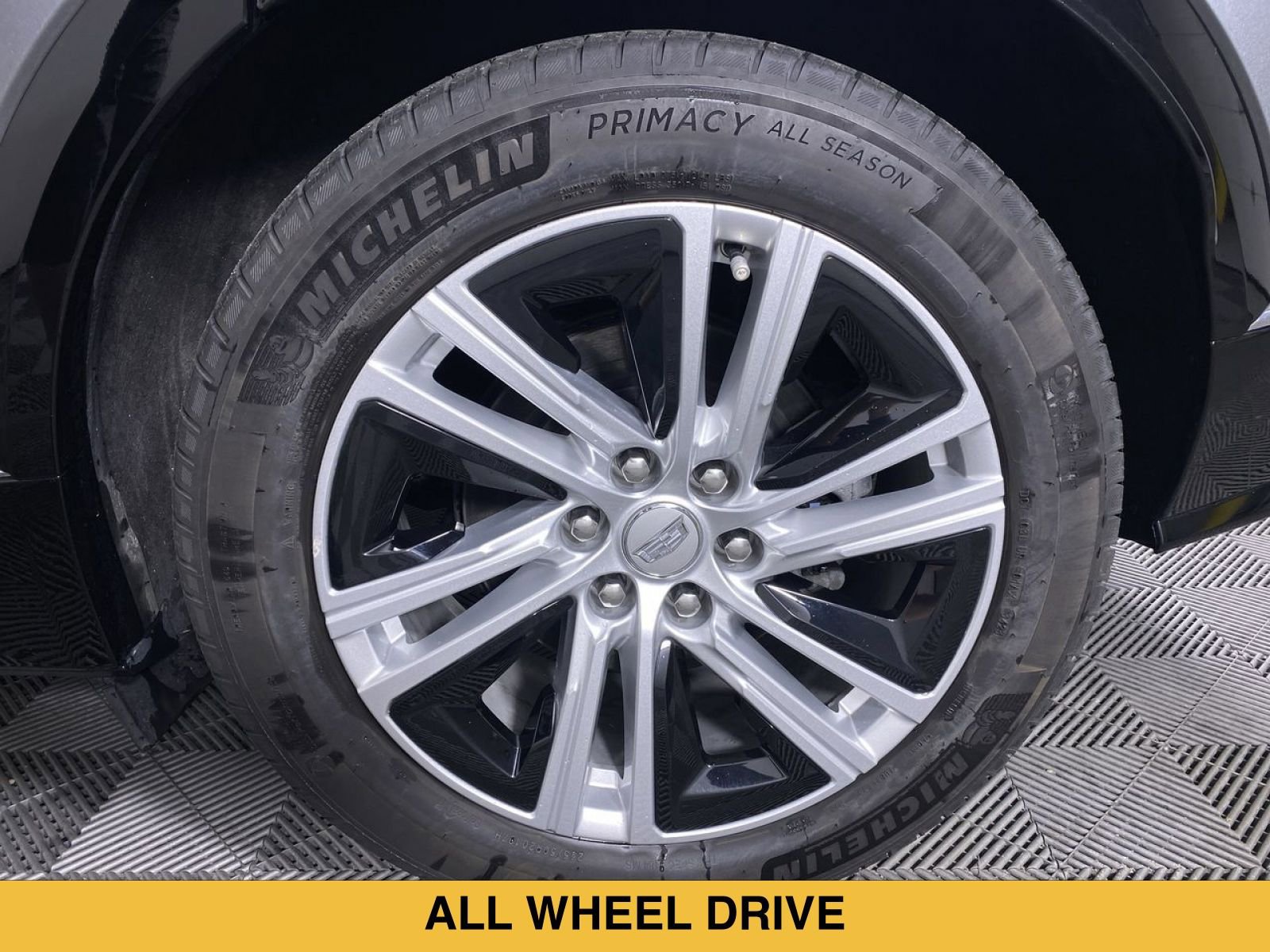 Certified 2024 Cadillac Lyriq Tech AWD/4WD image 16