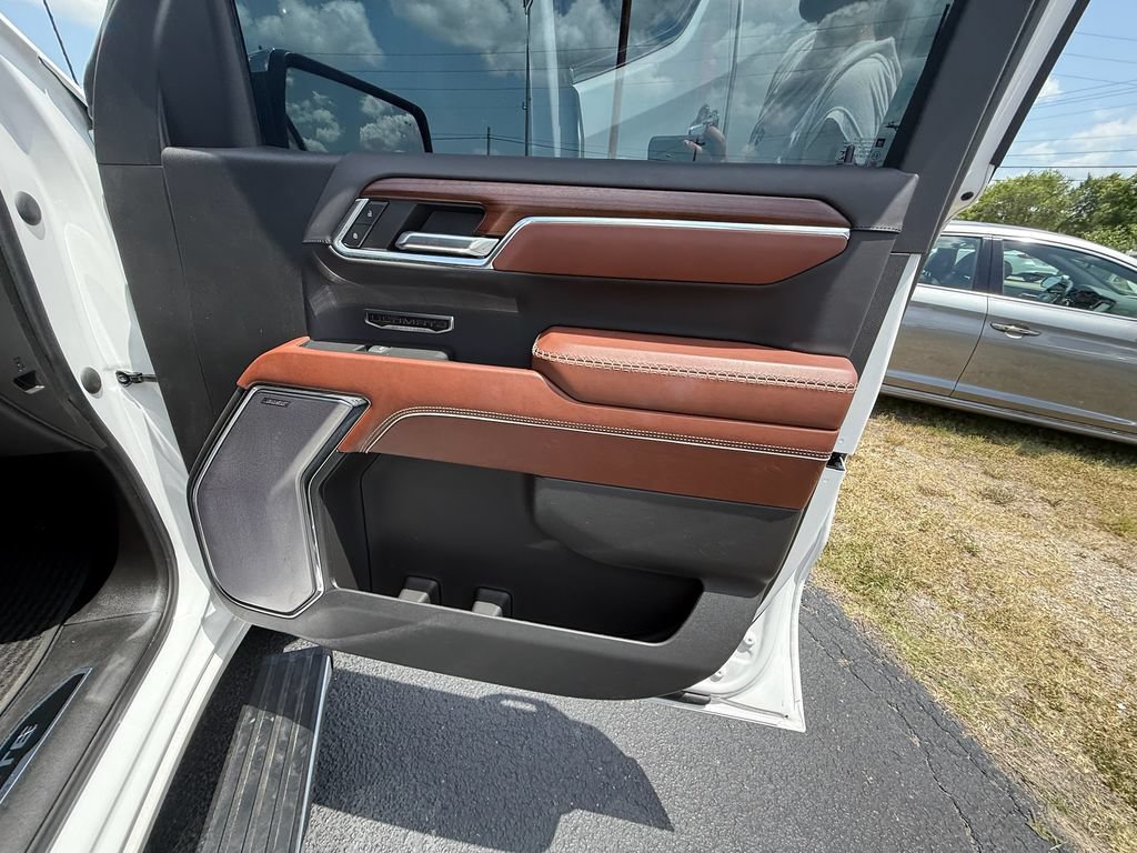 Used 2023 GMC Sierra 1500 Denali Ultimate AWD/4WD image 22