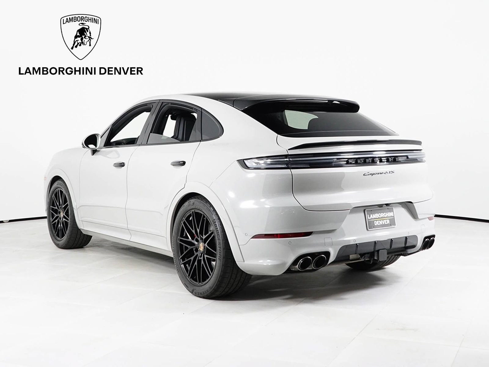 Used 2026 Porsche Cayenne GTS AWD/4WD image 3